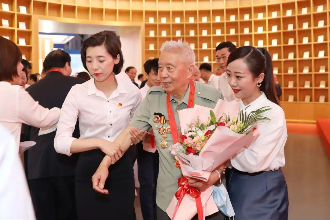 云南李培最新消息,云南李培最新消息，奮斗與成長的故事