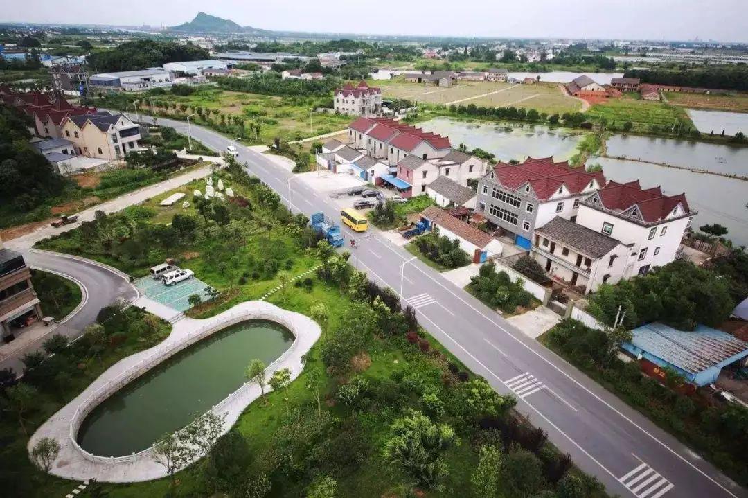 最新農(nóng)村土地分配政策,最新農(nóng)村土地分配政策，推動農(nóng)業(yè)現(xiàn)代化與農(nóng)村振興的重要措施
