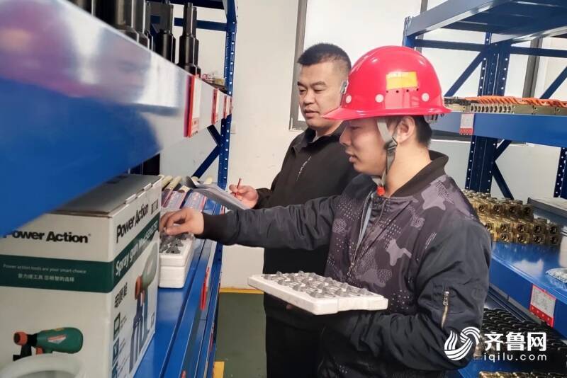 霍爾辛赫煤業(yè)最新招聘,霍爾辛赫煤業(yè)最新招聘啟事