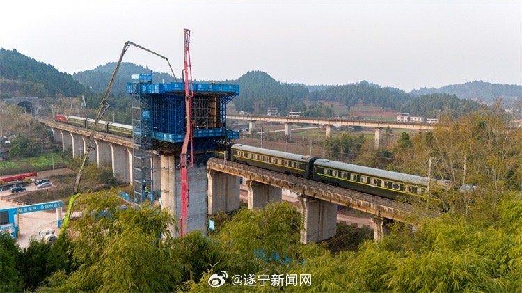 成寧鐵路最新消息,成寧鐵路最新消息，進展、影響與展望