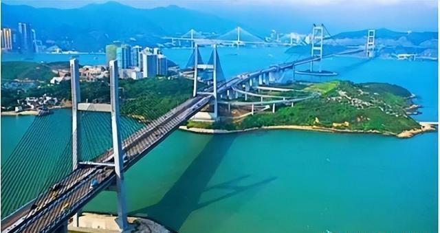 2023澳門天天彩今晚開獎號碼,澳門天天彩的開獎號碼一直是廣大彩民關(guān)注的焦點(diǎn)。隨著科技的進(jìn)步和互聯(lián)網(wǎng)的普及，越來越多的人參與到彩票的購買和預(yù)測中來。本文將圍繞澳門天天彩今晚開獎號碼這一主題展開，探討彩票背后的文化現(xiàn)象、彩票預(yù)測的科學(xué)性、彩票業(yè)的發(fā)展以及理性購彩的重要性。